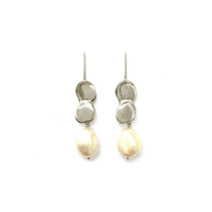 Allegory earrings with white baroque pearl by goldeluxe