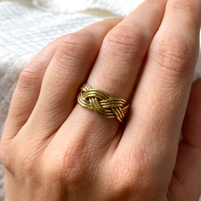 Traveler Ring