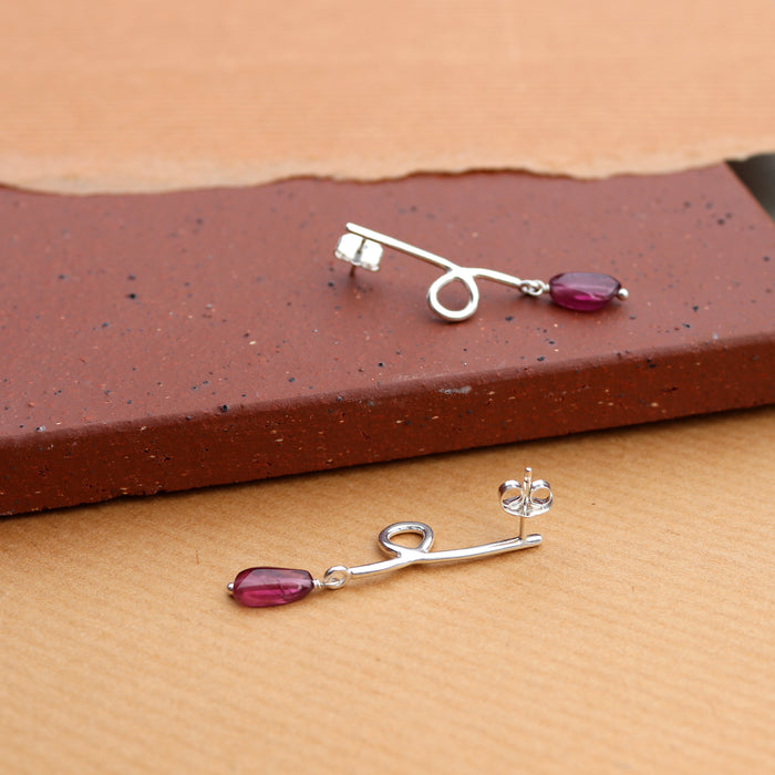 Short Reflection Earrings with Rhodolite Garnet Drops