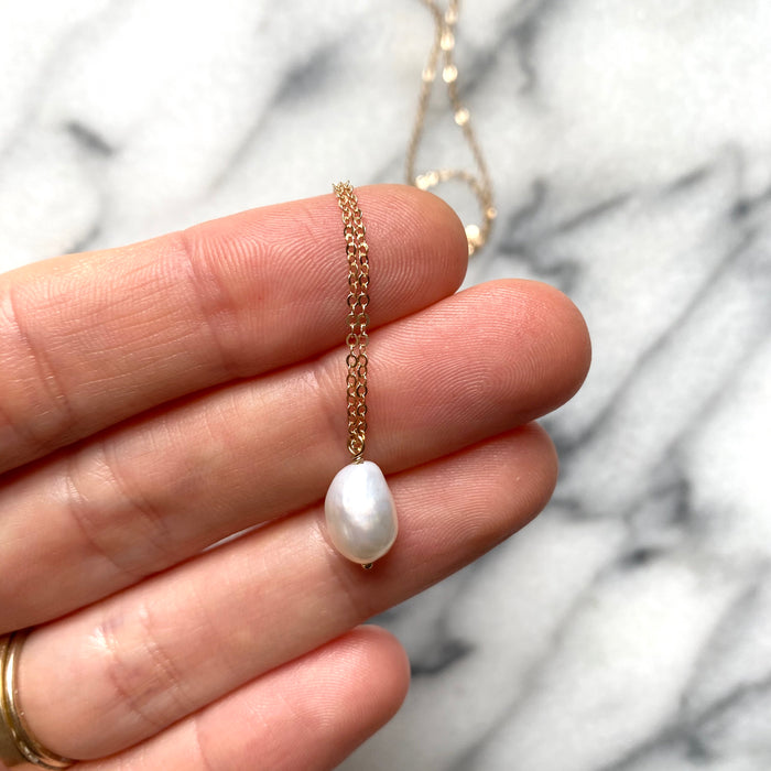 Baroque Pearl Solitaire Necklace