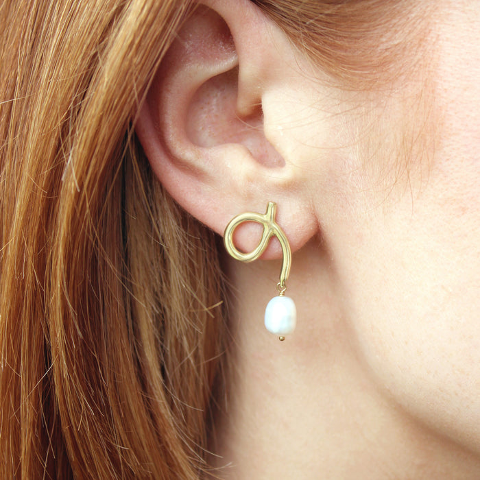 Memory Earrings with Baroque Pearl